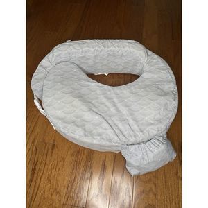 My Breast Friend Gray Strap Around Nursing Pillow With Extra‎ Cover